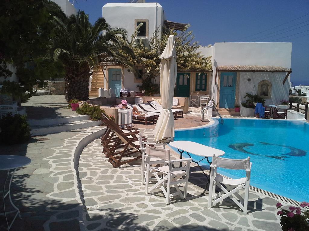 Ampelos Folegandros Town Exterior photo