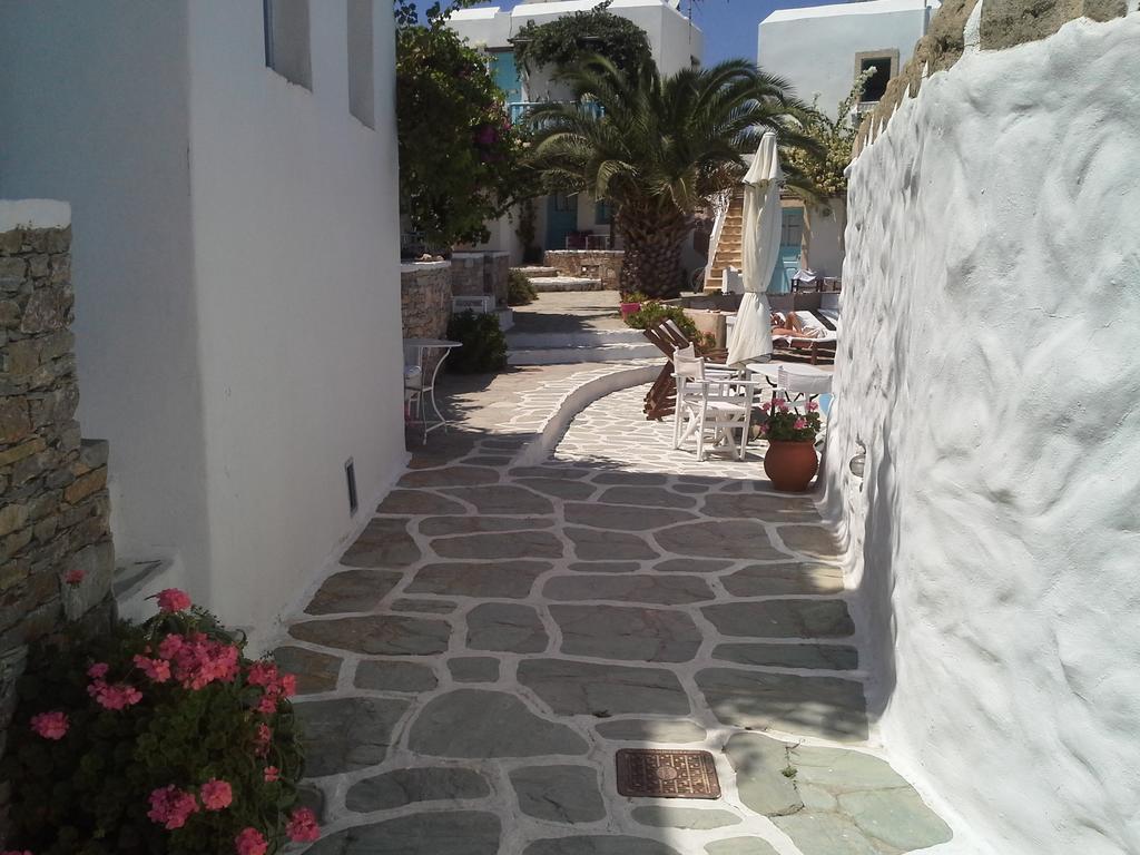 Ampelos Folegandros Town Exterior photo
