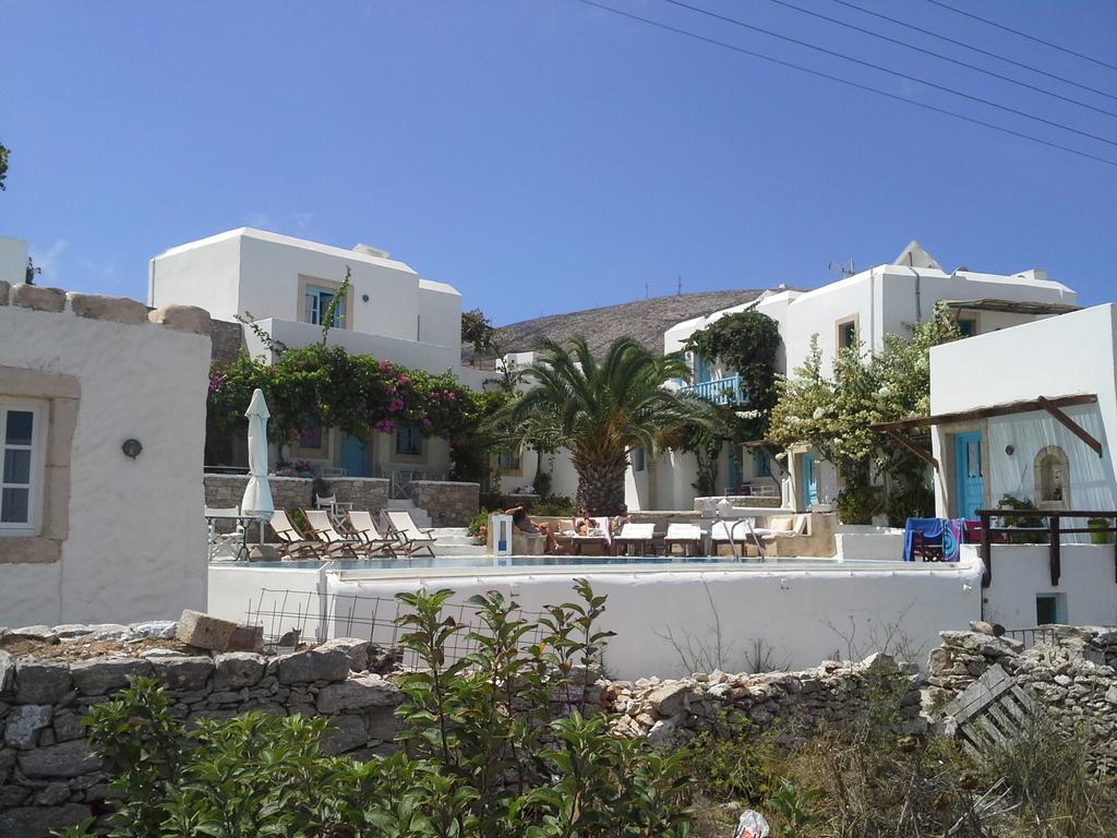 Ampelos Folegandros Town Exterior photo
