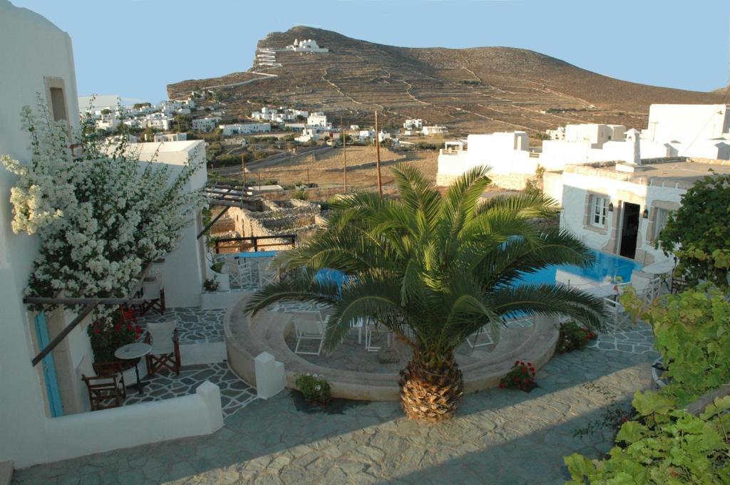 Ampelos Folegandros Town Exterior photo