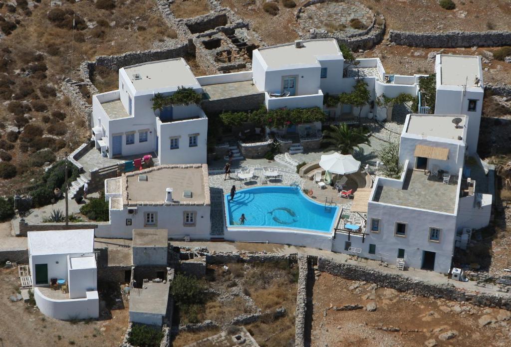 Ampelos Folegandros Town Exterior photo