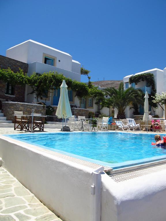 Ampelos Folegandros Town Exterior photo